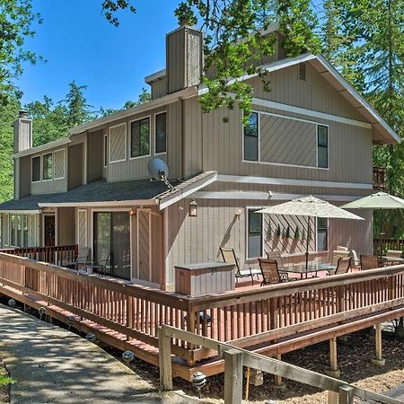 Pine Mountain Lake Haven With Spacious Deck! Groveland Exterior photo