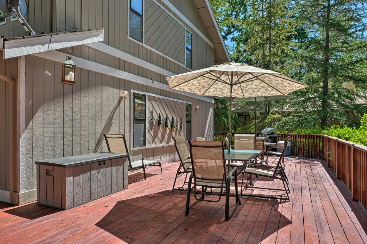 Pine Mountain Lake Haven With Spacious Deck! Groveland Exterior photo